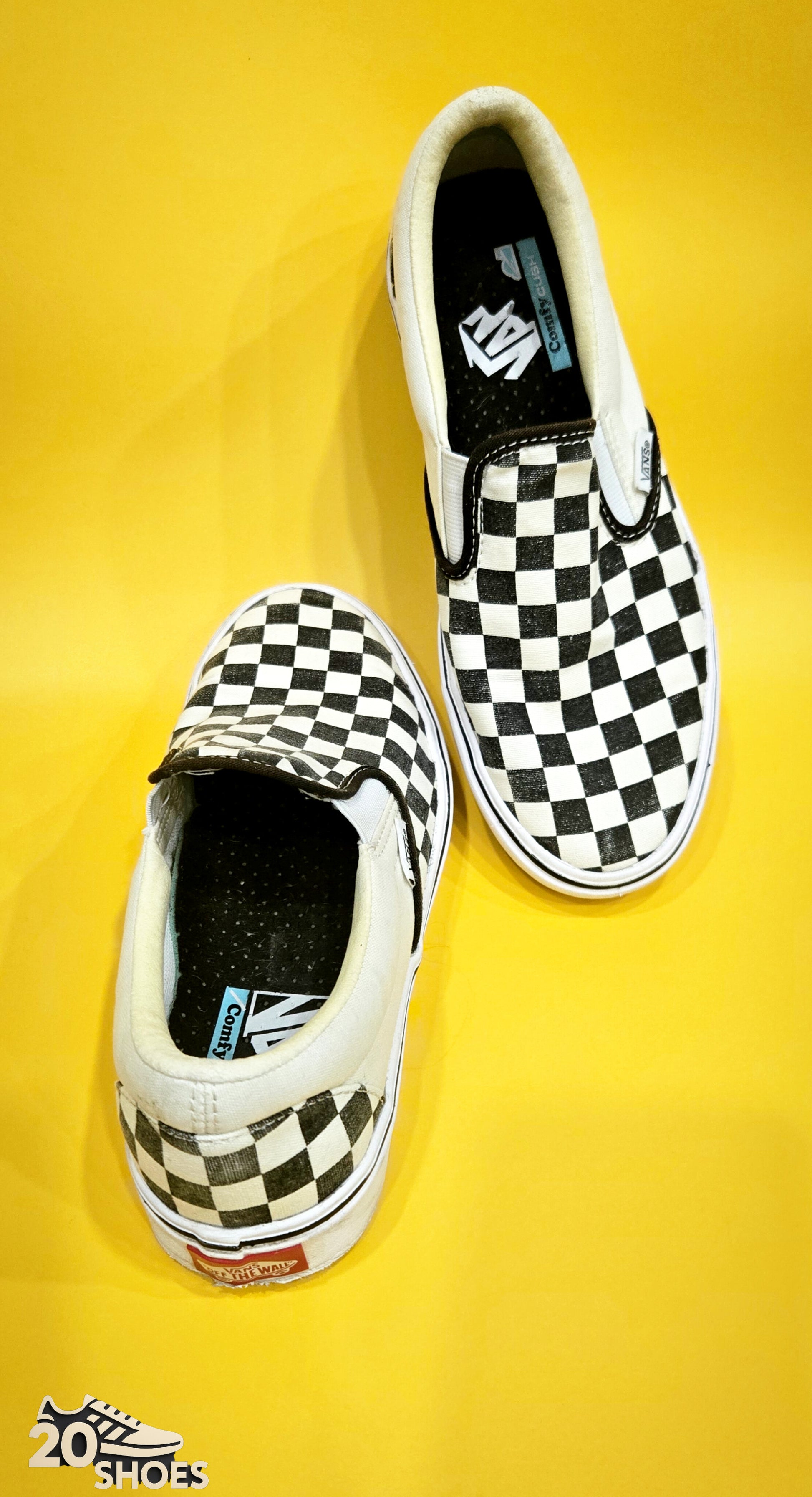 Vans Classic Slip-On    Size 6 Men  and 7.5 Women