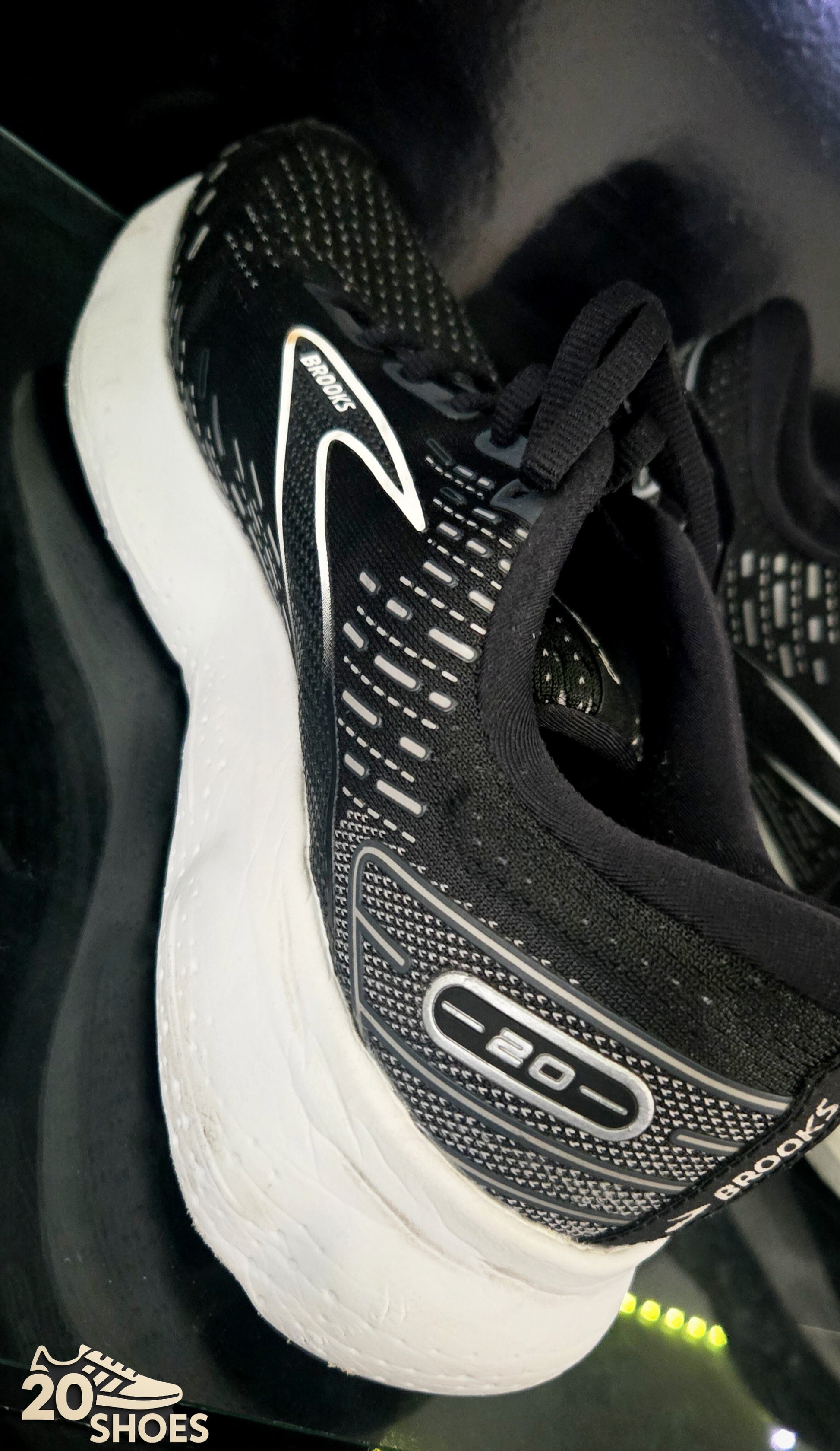 The Brooks Glycerin 20 size 9