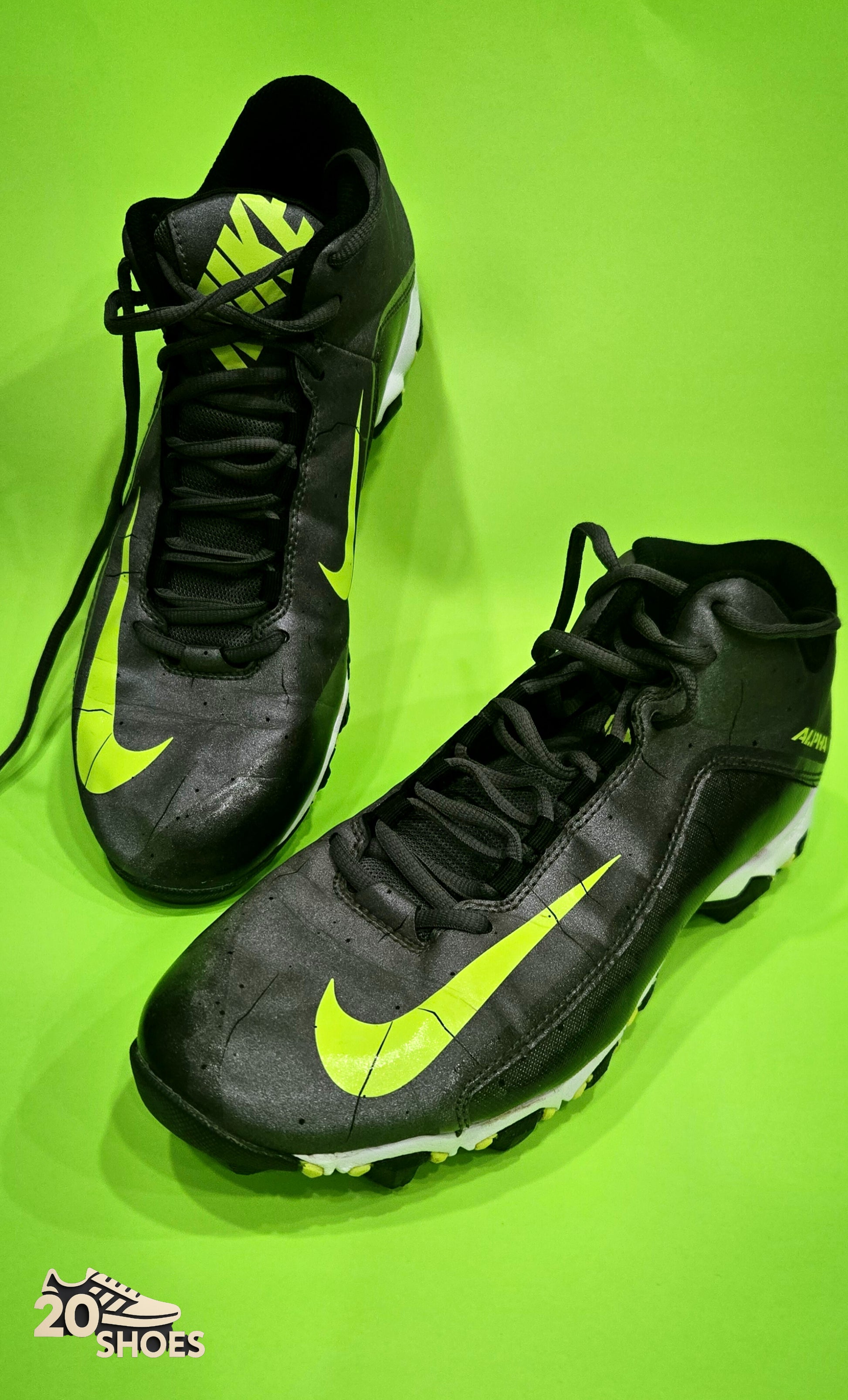 Nike Alpha Shark 2   Size 9.5 Men